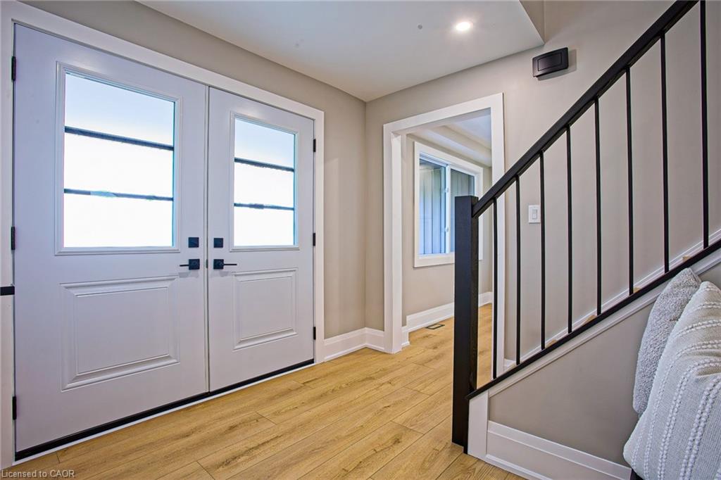 343 Canborough Street Property Photo 4
