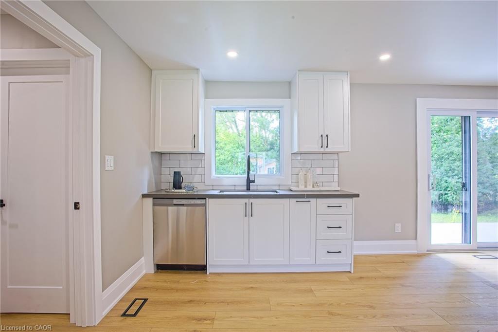 343 Canborough Street Property Photo 11