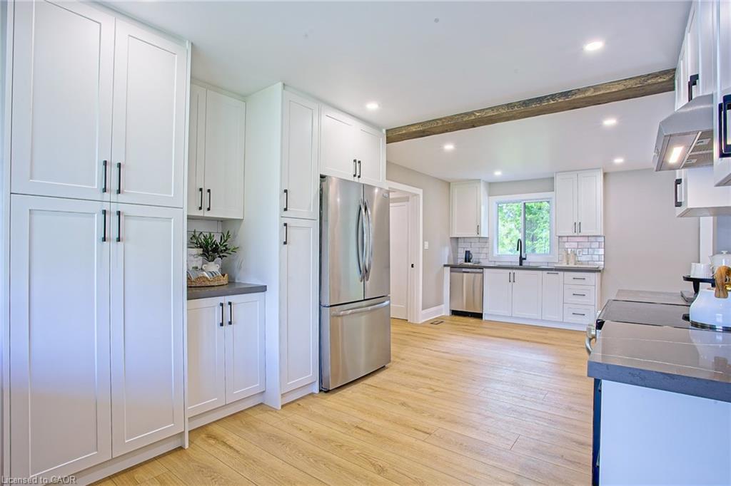 343 Canborough Street Property Photo 14