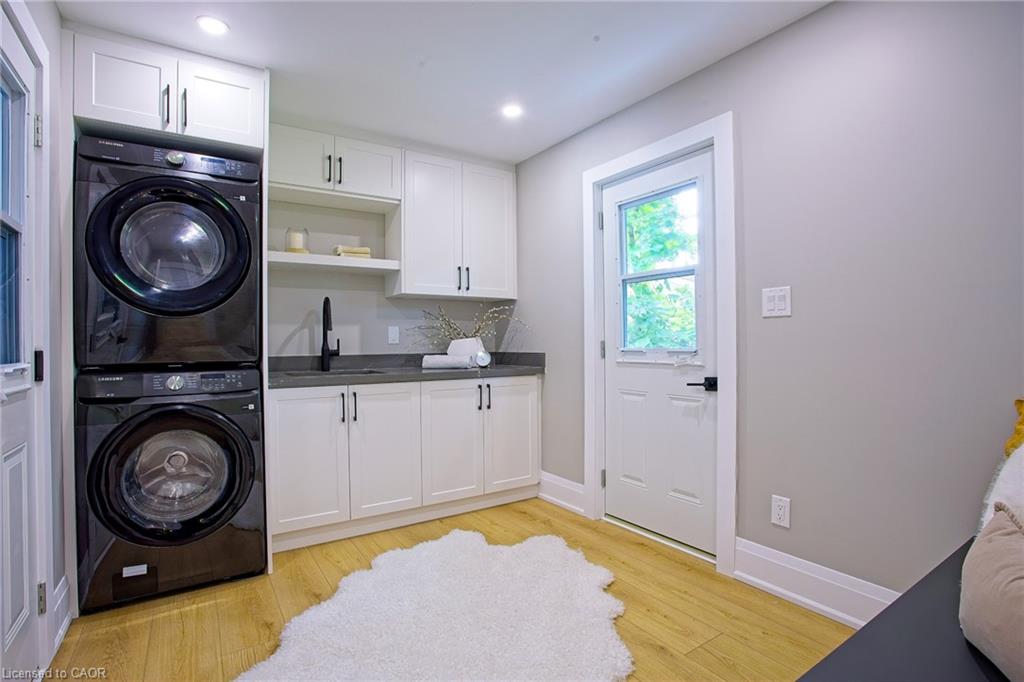 343 Canborough Street Property Photo 16