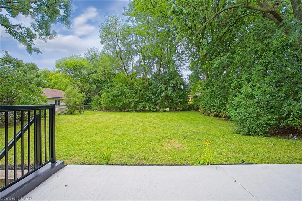 343 Canborough Street Property Photo 32