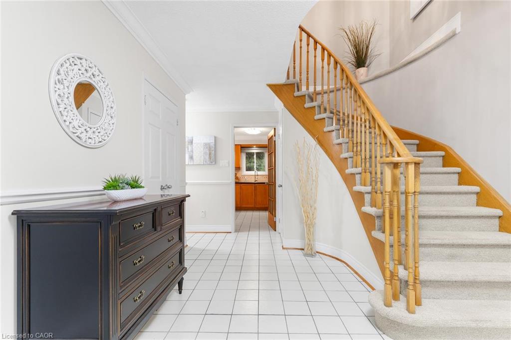 3251 Trelawny Circle Property Photo 4
