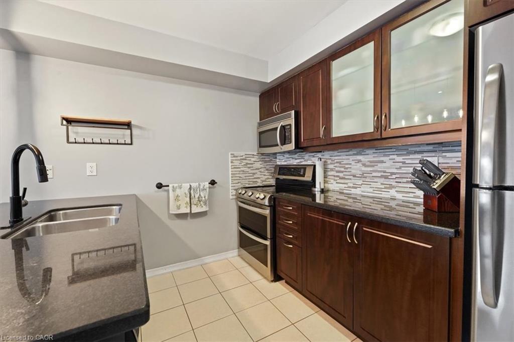 7-7 Sirente Drive Property Photo 8