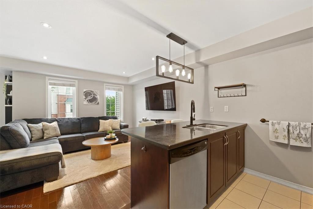 7-7 Sirente Drive Property Photo 9