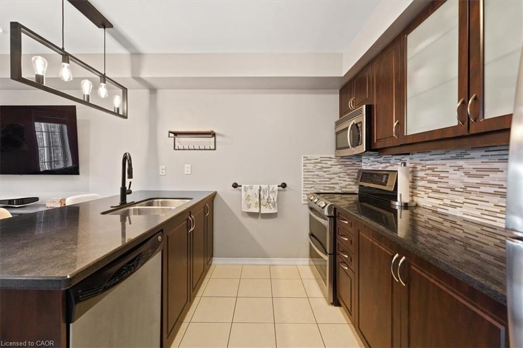 7-7 Sirente Drive Property Photo 10