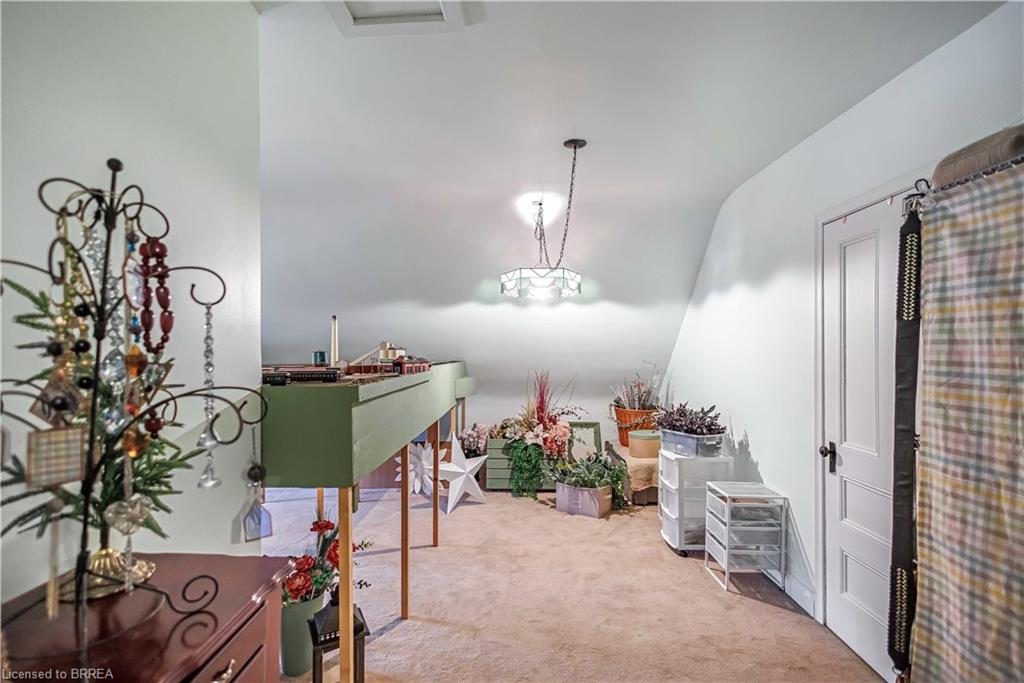 58 Lorne Crescent Property Photo 41