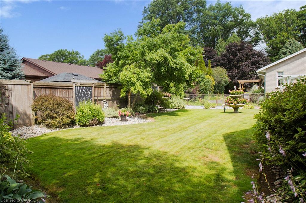 66 John Street Property Photo 12