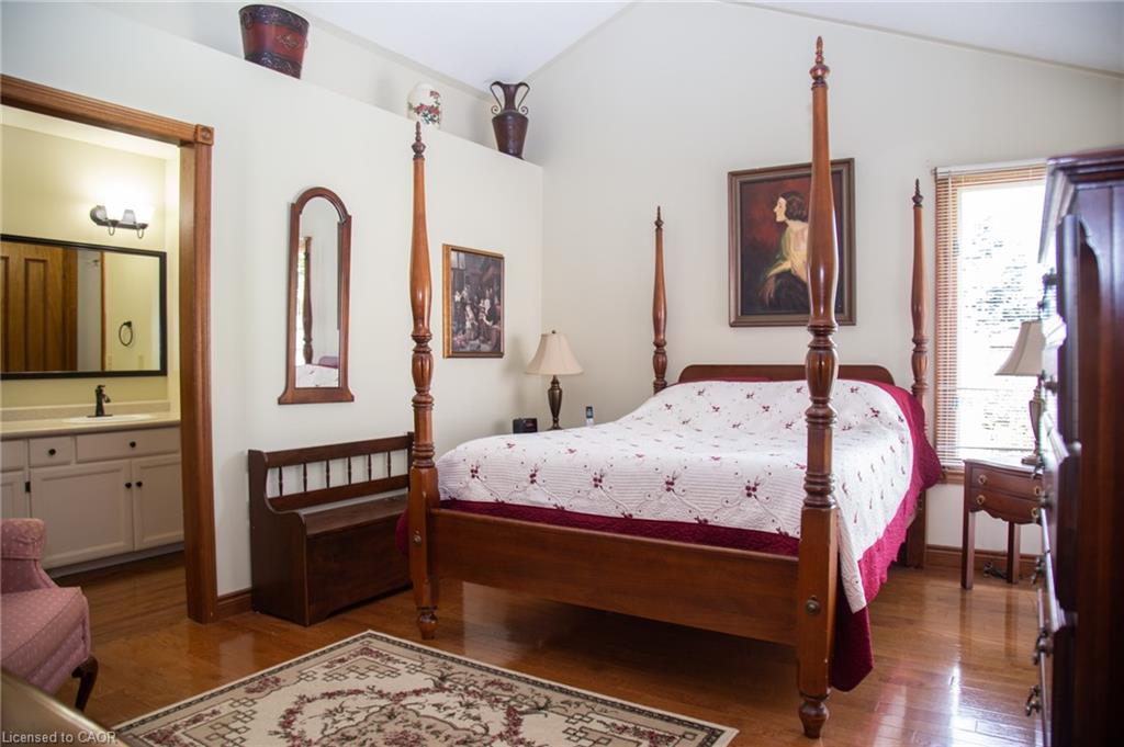 66 John Street Property Photo 26