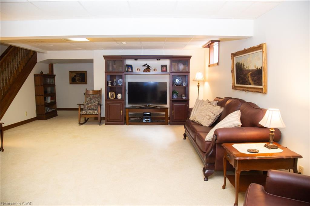 66 John Street Property Photo 34