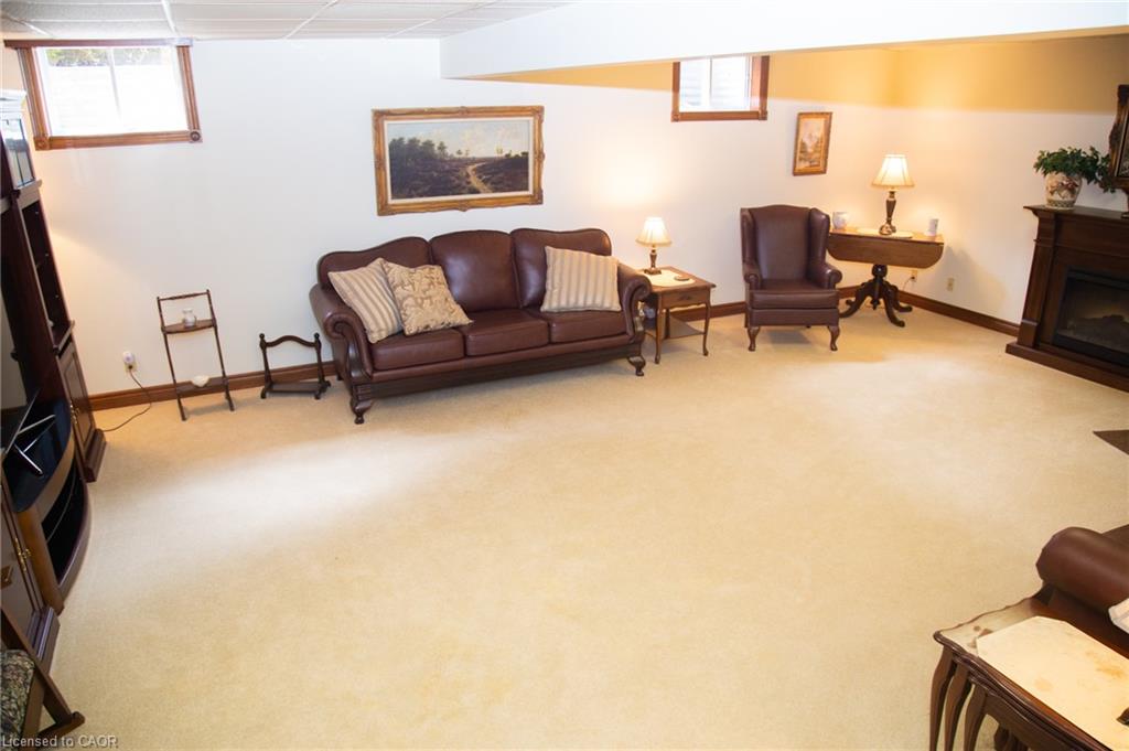 66 John Street Property Photo 35