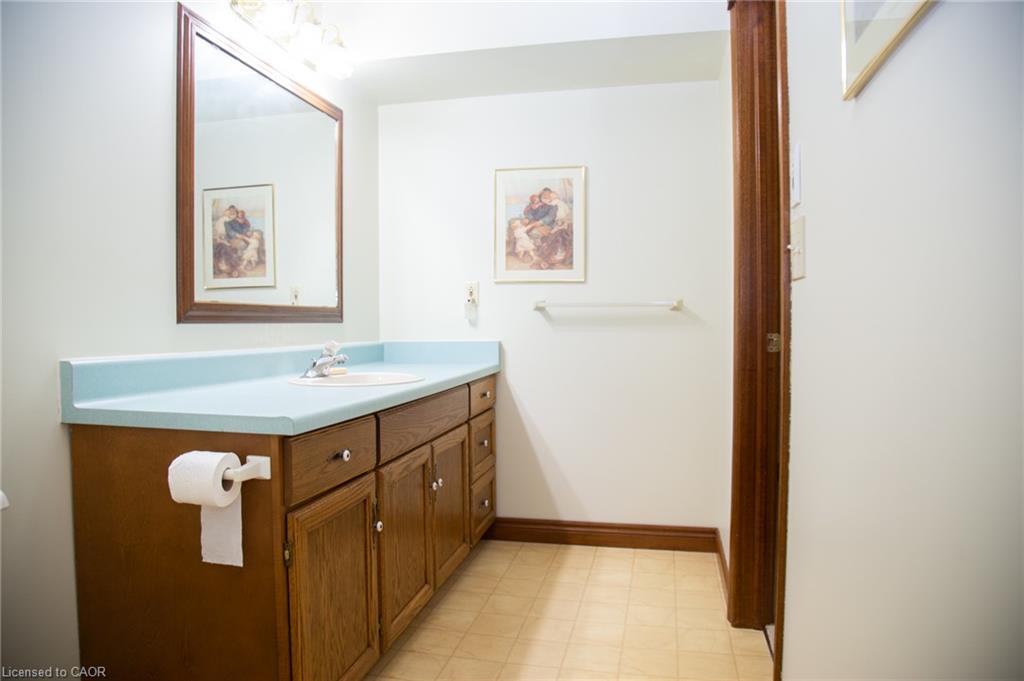 66 John Street Property Photo 41