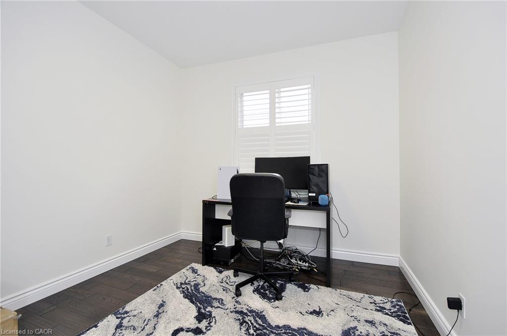 27 Dellgrove Circle Property Photo 20
