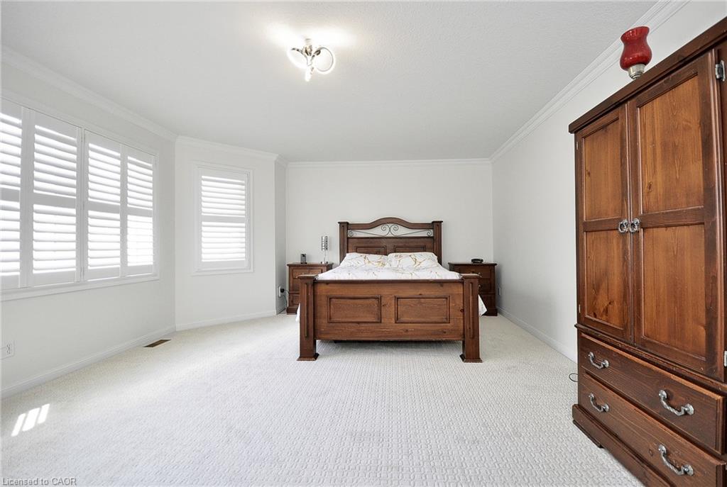 27 Dellgrove Circle Property Photo 22
