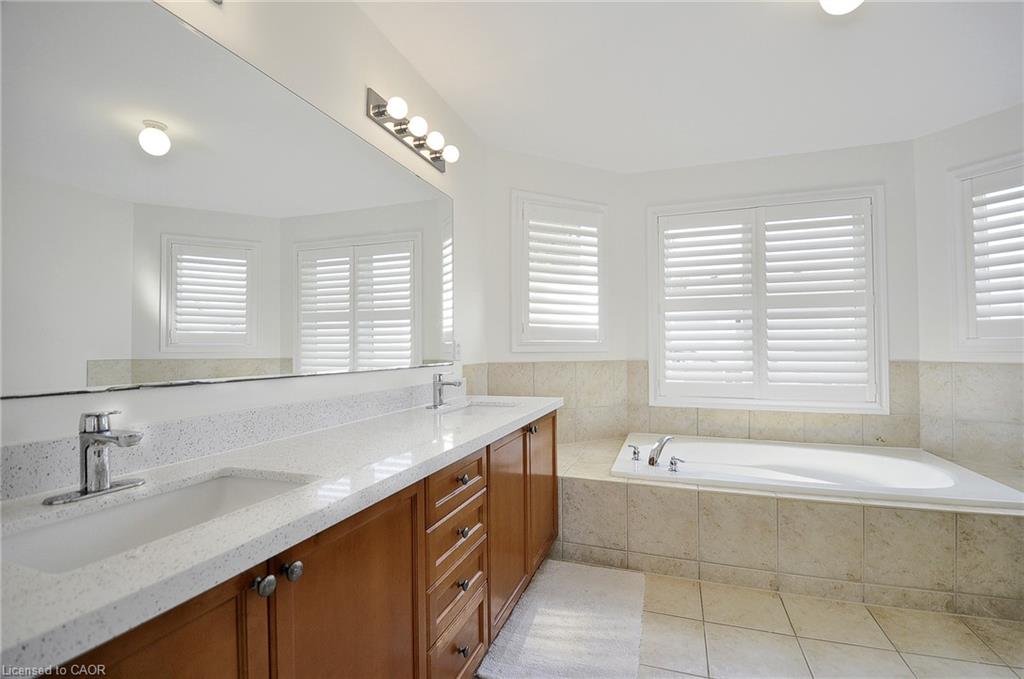 27 Dellgrove Circle Property Photo 24