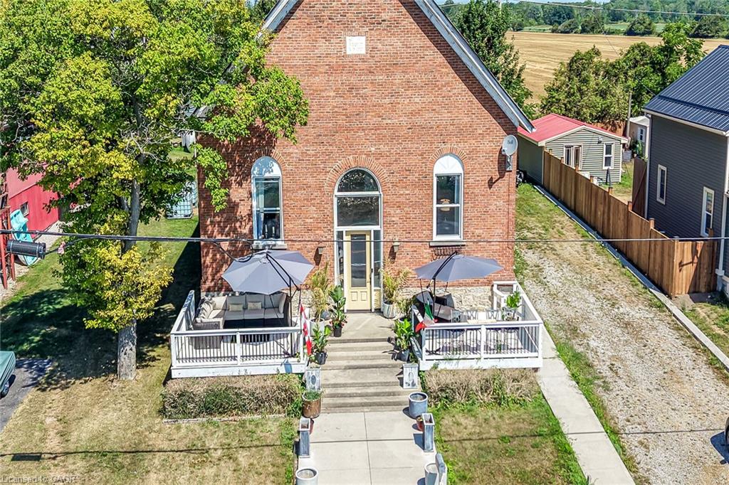 2687 North Shore Drive Property Photo 1