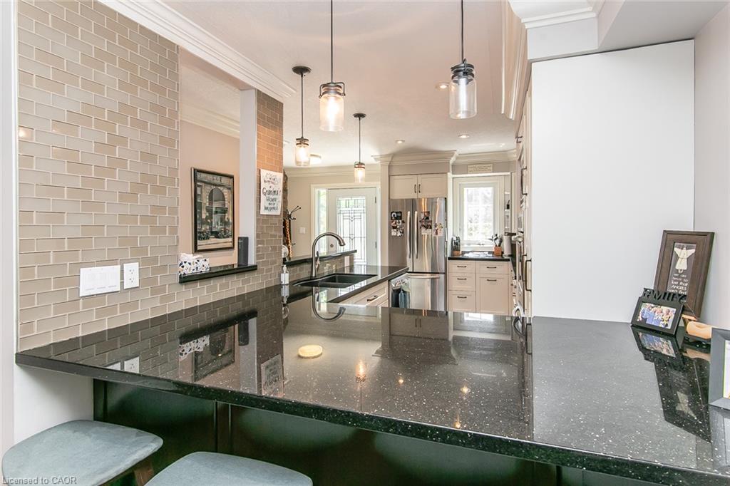 D-28 Ahrens Street W Property Photo 17