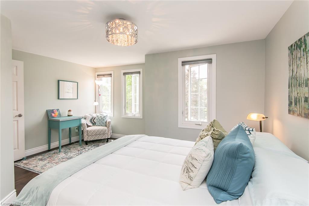 D-28 Ahrens Street W Property Photo 29