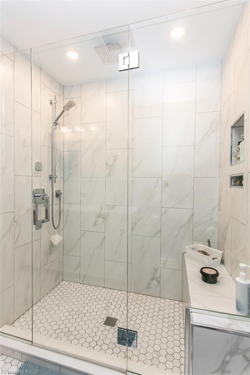 D-28 Ahrens Street W Property Photo 34