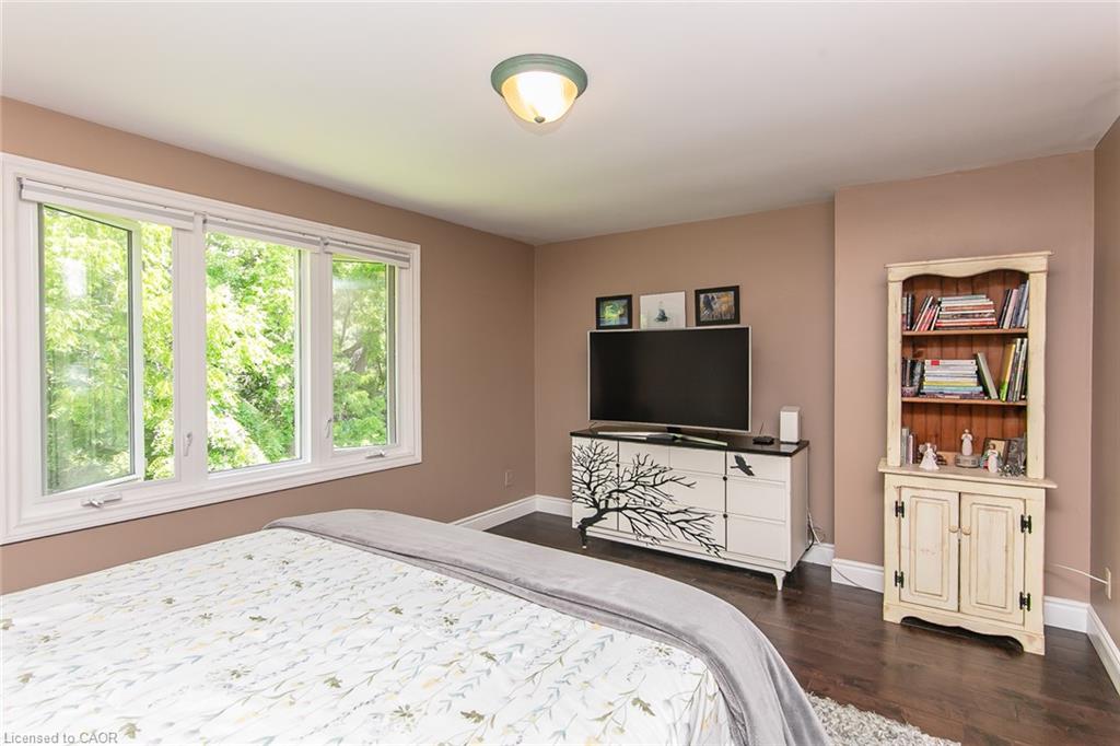 D-28 Ahrens Street W Property Photo 39