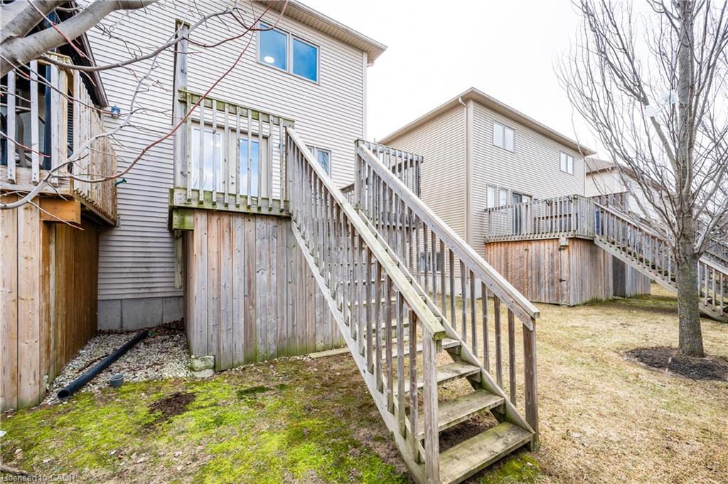 B-224 Jessica Crescent Property Photo 31