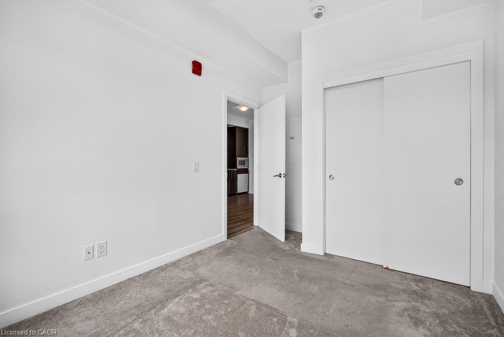 306-10 Esplanade Lane Property Photo 17
