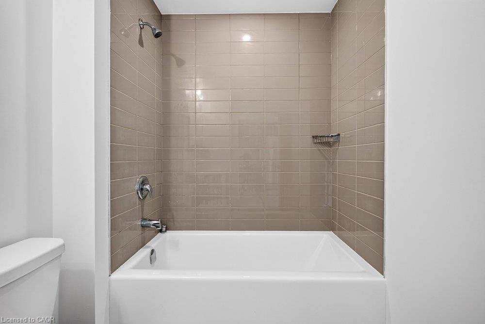 306-10 Esplanade Lane Property Photo 19