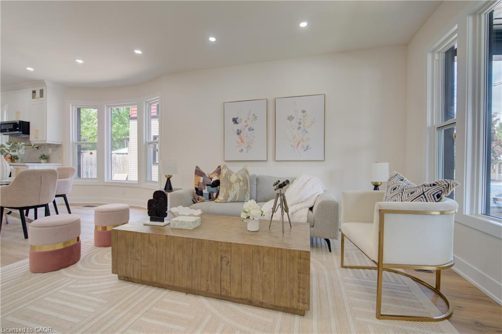 26 Richardson Street Property Photo 8