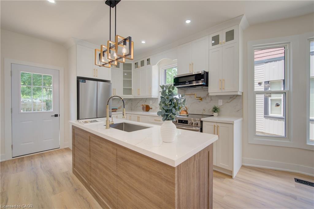 26 Richardson Street Property Photo 16