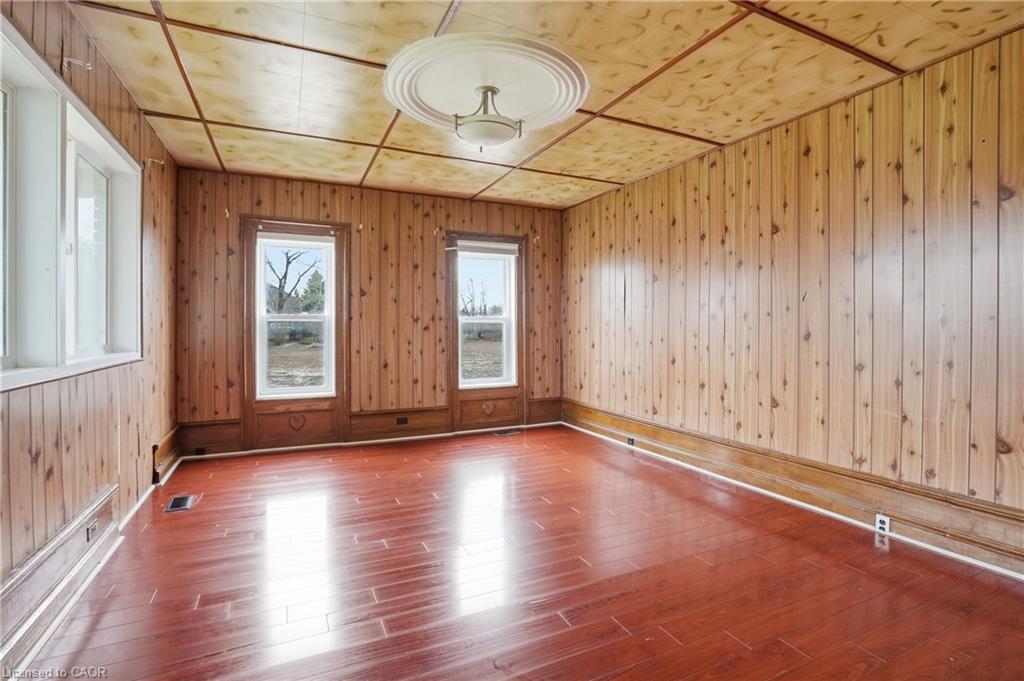 53 Young Road Property Photo 6