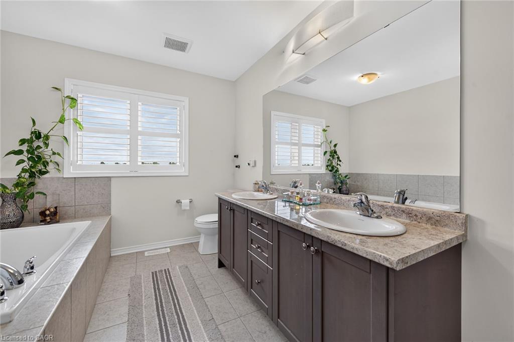 76 Mcwatters Street Property Photo 27