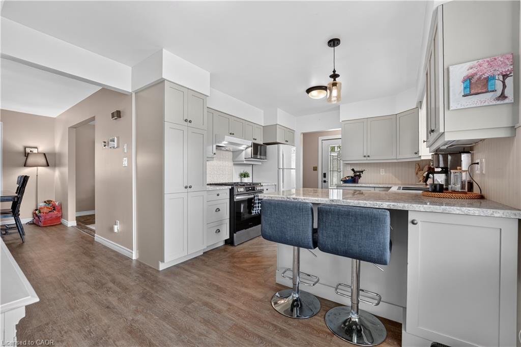 304 Eliza Street Property Photo 12