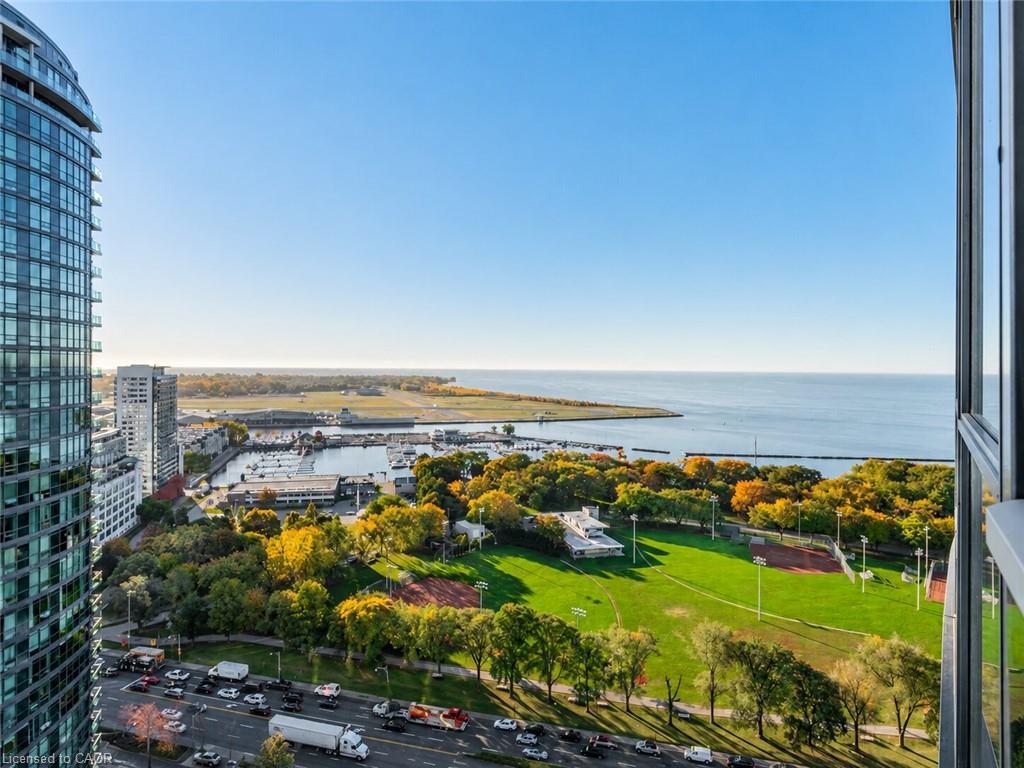 2806-219 Fort York Boulevard Property Photo 21