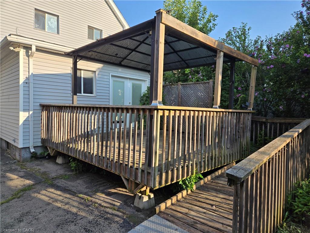 224 Burgar Street Property Photo 4