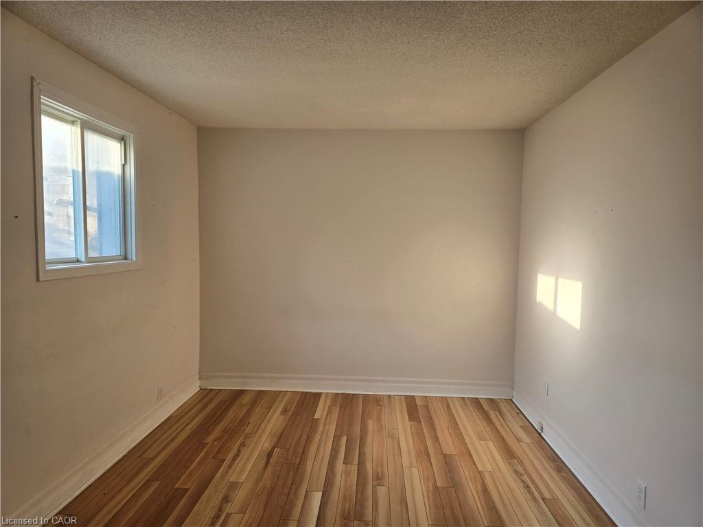 224 Burgar Street Property Photo 9
