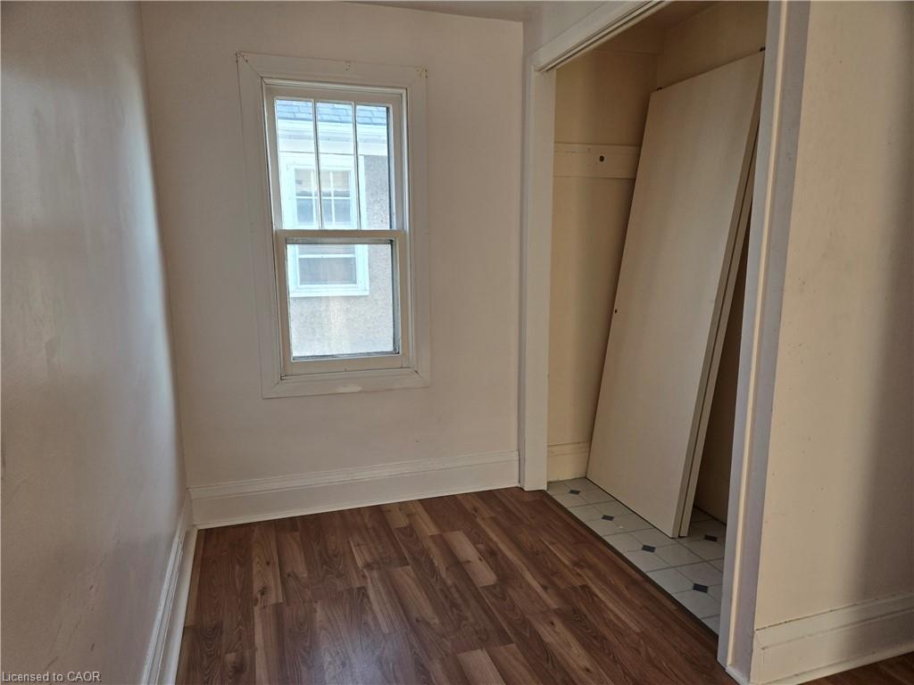 224 Burgar Street Property Photo 13