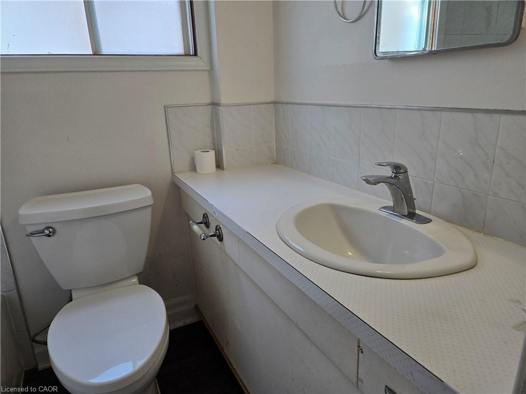 224 Burgar Street Property Photo 17