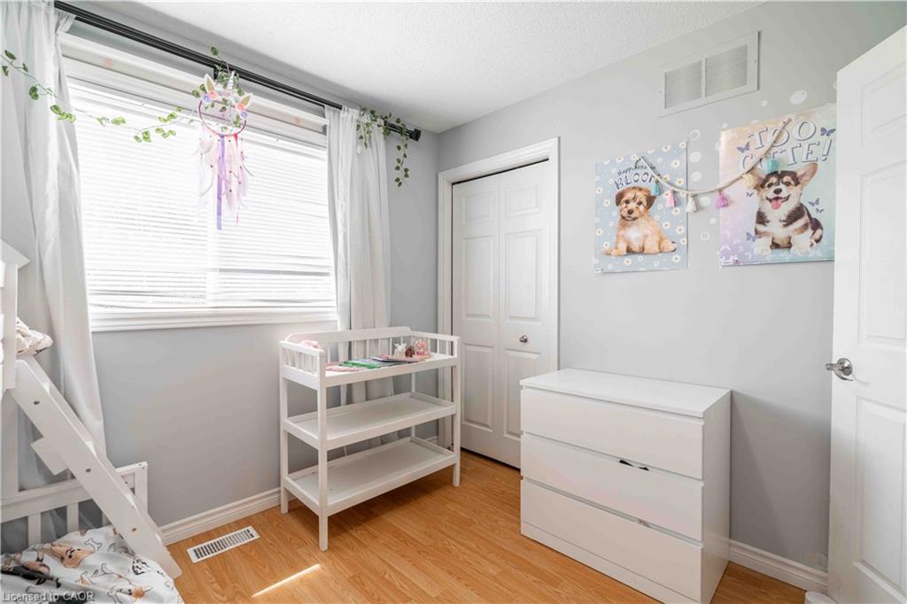 54 Selkirk Street Property Photo 25