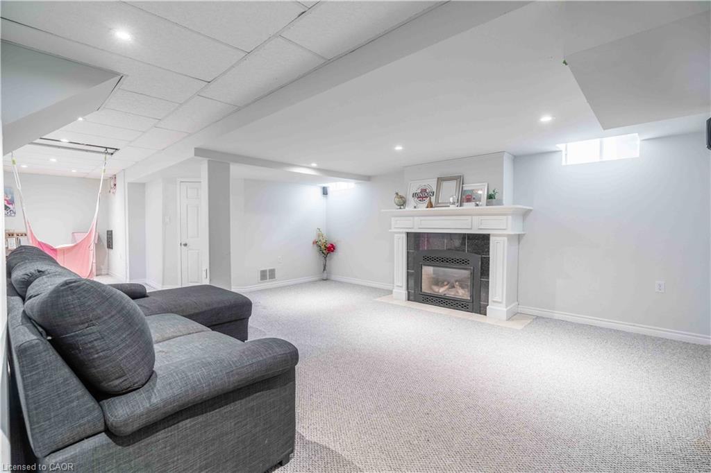 54 Selkirk Street Property Photo 32