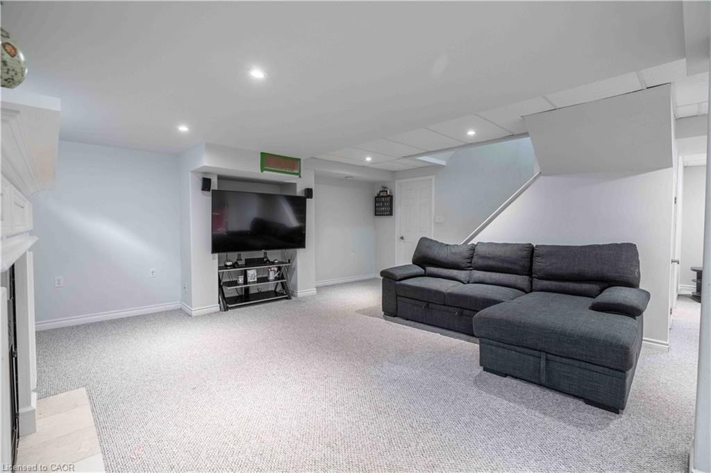 54 Selkirk Street Property Photo 34