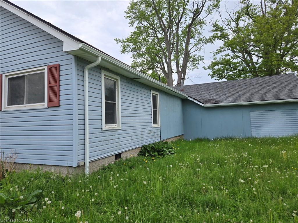 303 Ridge Road S Property Photo 12