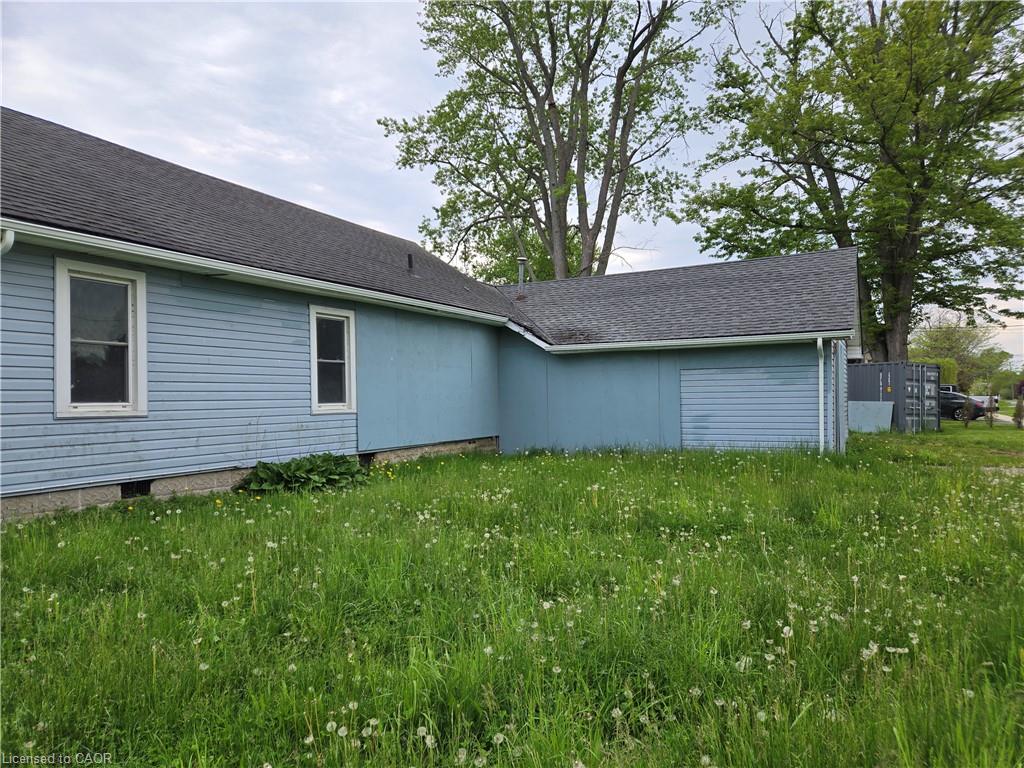 303 Ridge Road S Property Photo 13