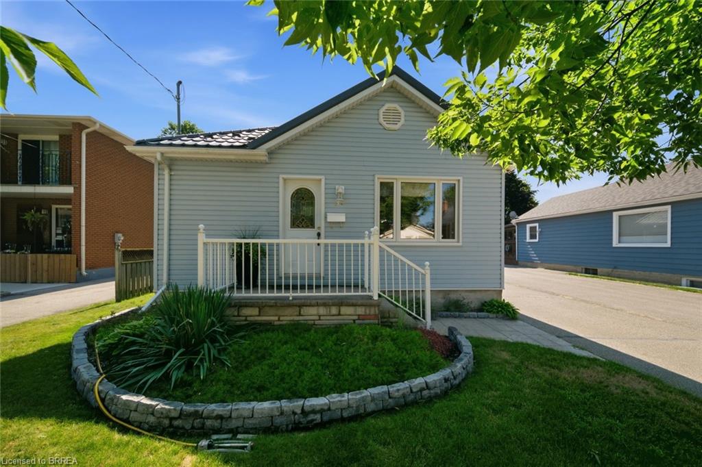 37 Hill Avenue Property Photo 1