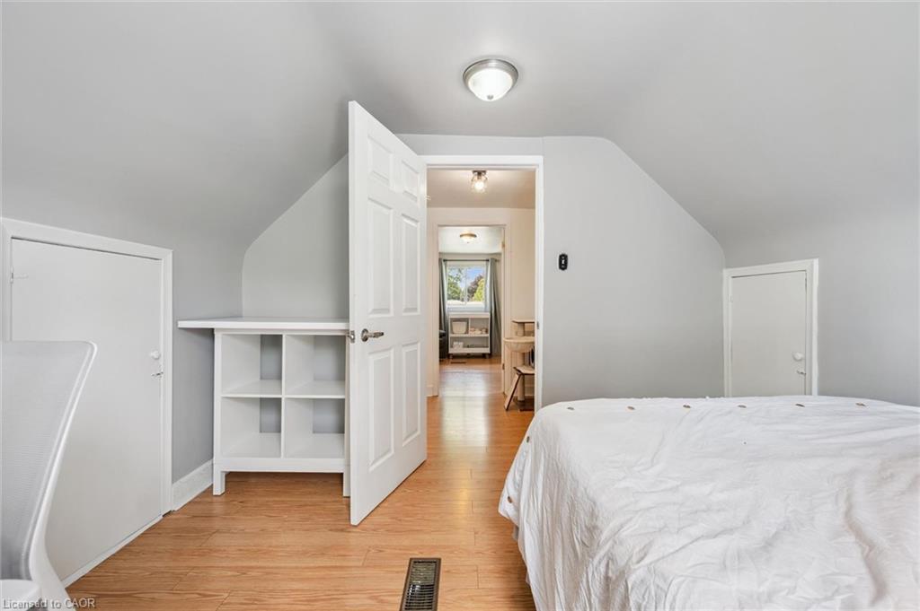 129 Florence Avenue Property Photo 28