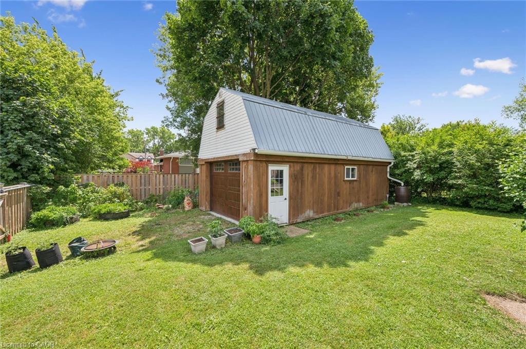 129 Florence Avenue Property Photo 31
