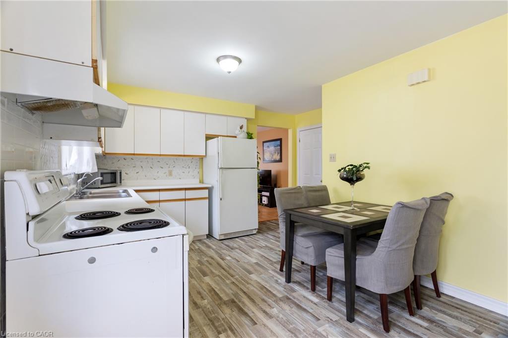 25 Saunby Street Property Photo 16