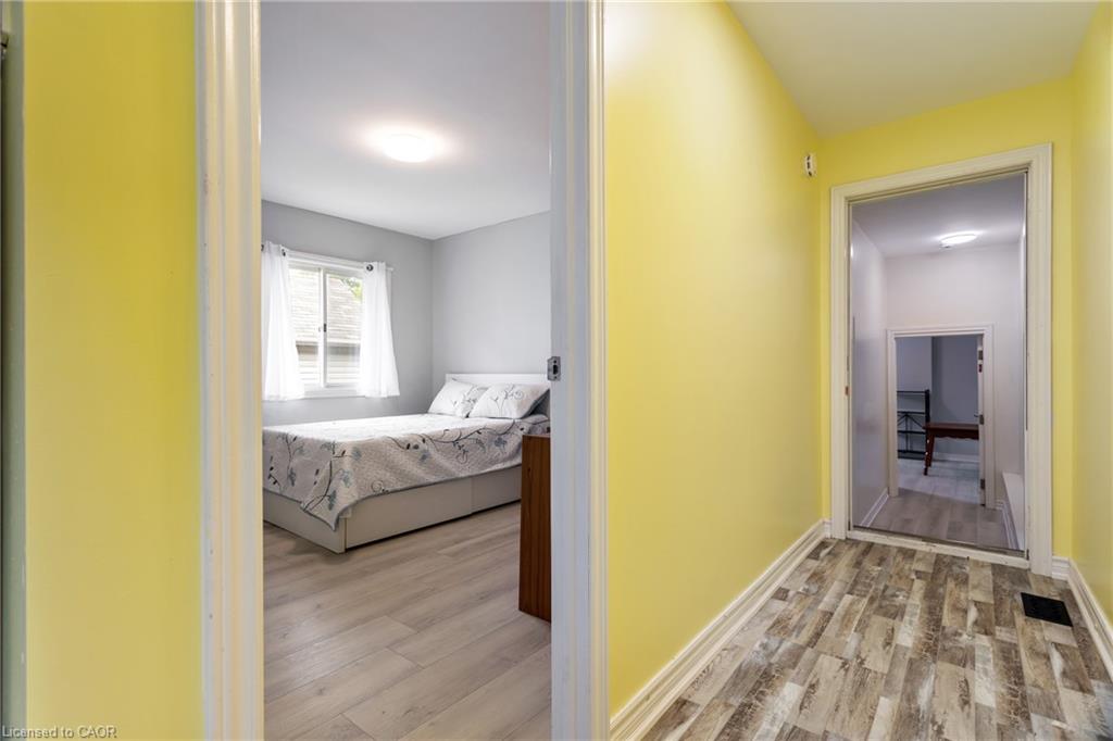 25 Saunby Street Property Photo 23