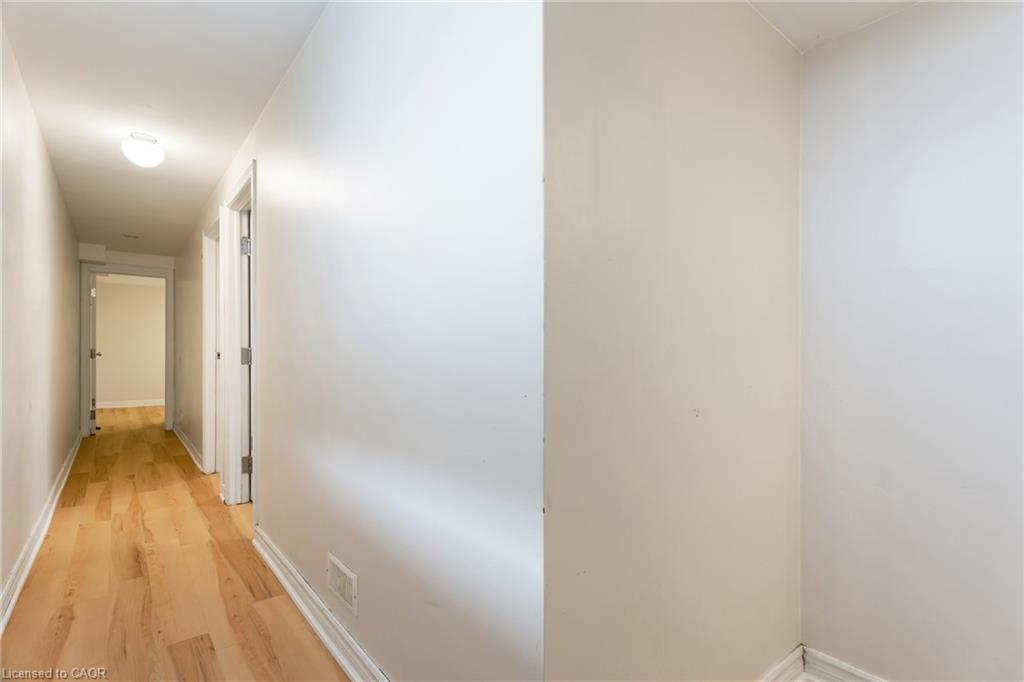 25 Saunby Street Property Photo 31