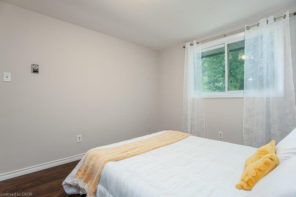 A-185 Cedarvale Crescent Property Photo 21