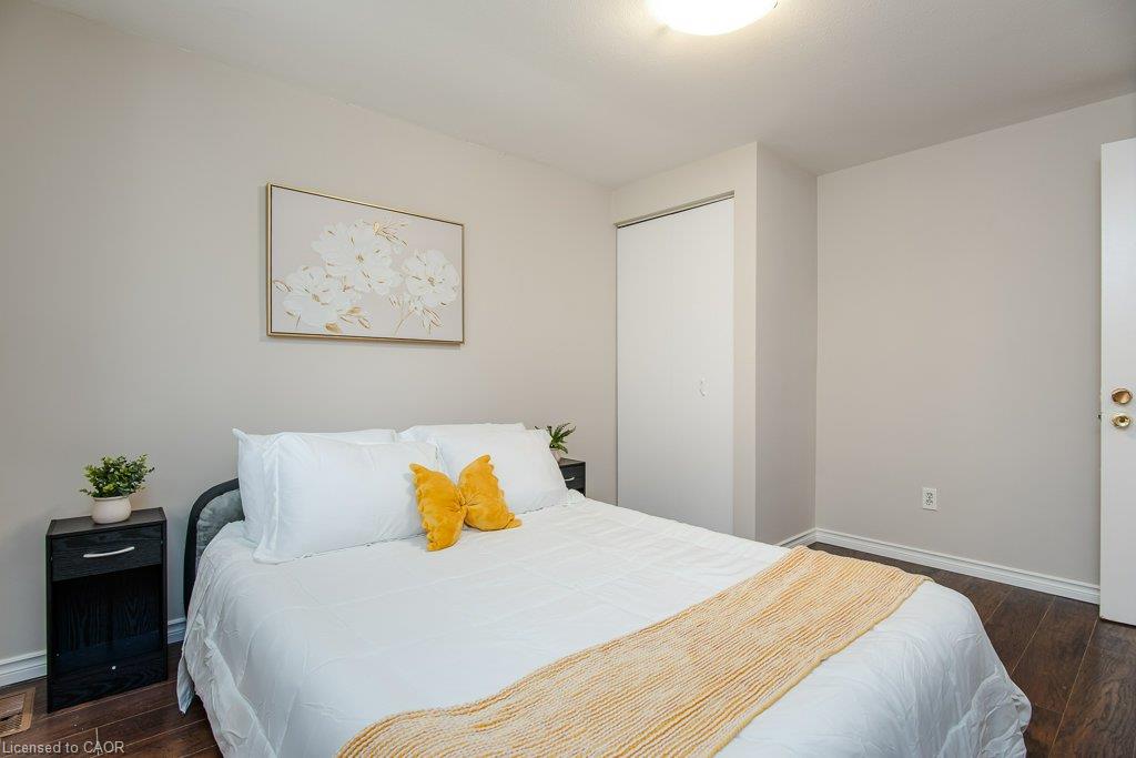 A-185 Cedarvale Crescent Property Photo 22