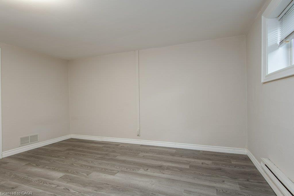 A-185 Cedarvale Crescent Property Photo 30